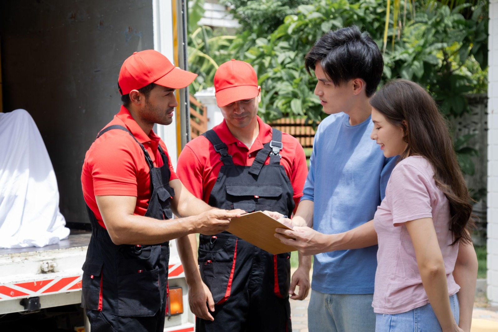 Moving services in Saravanampatti